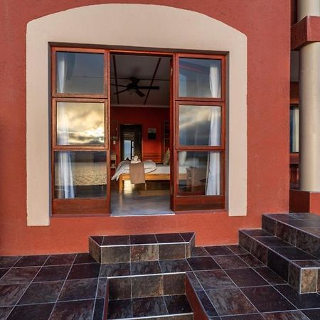 Island Cottage Guesthouse Luderitz Exterior photo