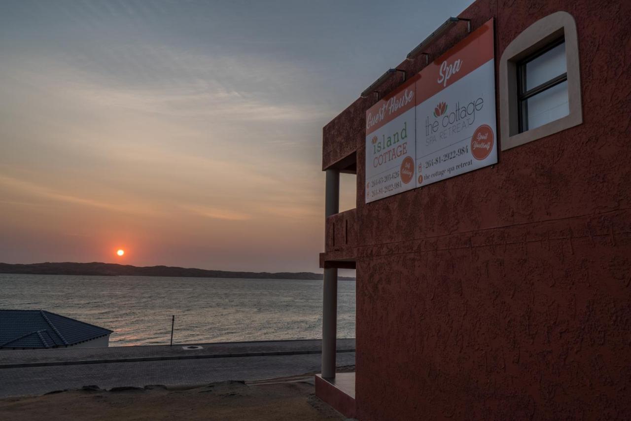 Island Cottage Guesthouse Luderitz Exterior photo